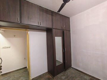 Room in 2 BHK Builder Floor at Hsr Layout – for Rent