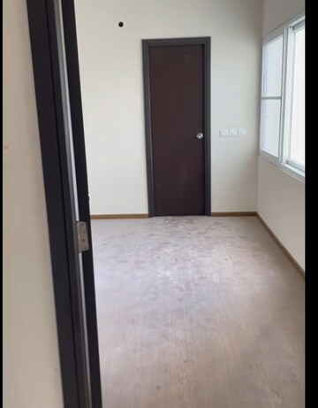 Room in 2 BHK Apartment at Shriram Greenfield, Budigere – for Sale