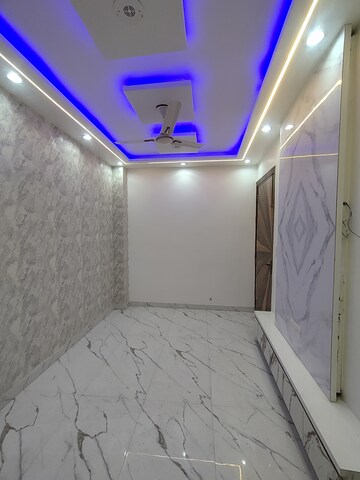 Living Room in 2 BHK Builder Floor at Dwarka Mor – for Rent
