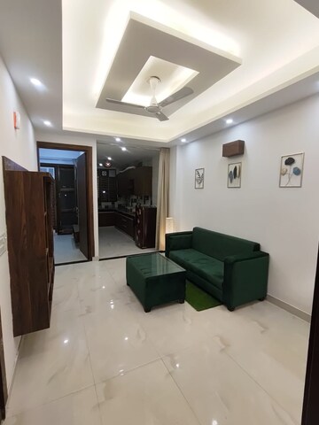 Living Room in 2 BHK Builder Floor at RWA Residential Society, Sector 40 – for Rent