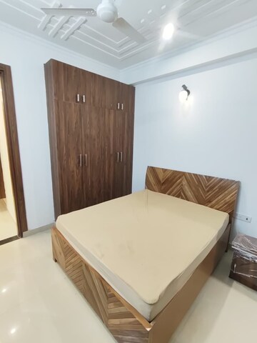 Bedroom in 2 BHK Builder Floor at RWA Residential Society, Sector 40 – for Rent