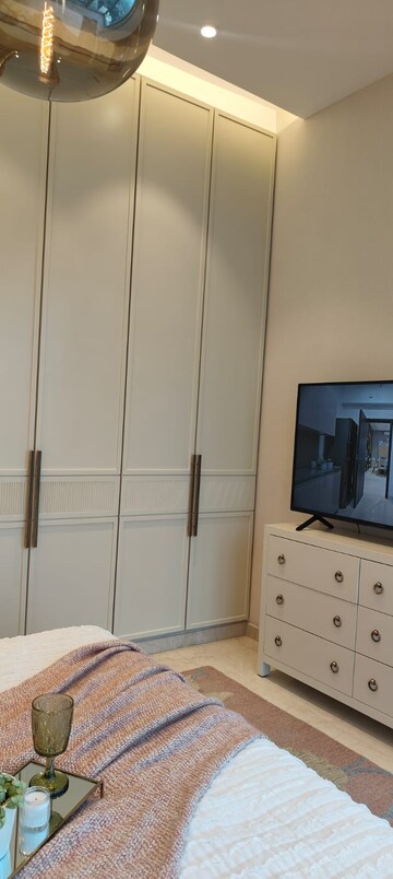 Furnished Amenities in 3 BHK Apartment at Lokhandwala Harmony, Worli – for Rent