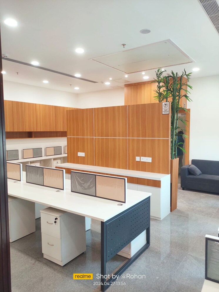 Team Area, mani-casadona Commercial Office Space 1600 Sq.Ft. In New Town Kolkata 8294140