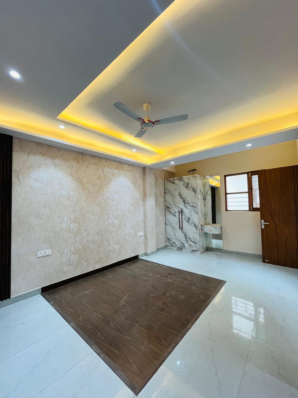 3 BHK + Pooja Room Builder Floor For Sale in Shree Radhe Shyam Real es