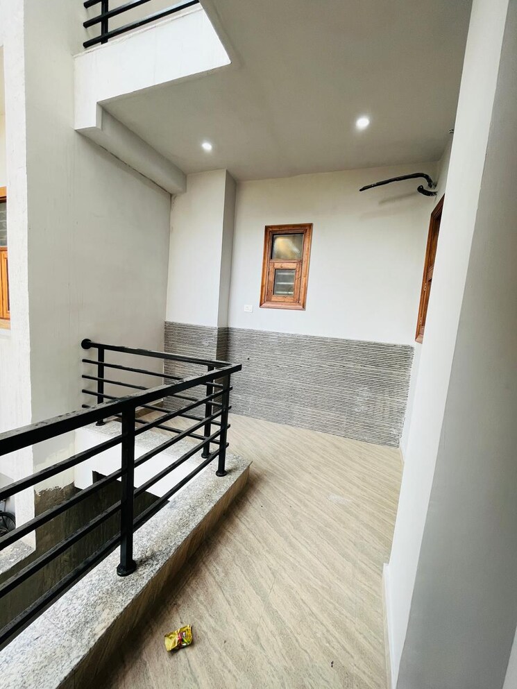 undefined, sector 64 3 Bedroom 2250 Sq.Ft. Builder Floor In Sector 64 Faridabad 8294181