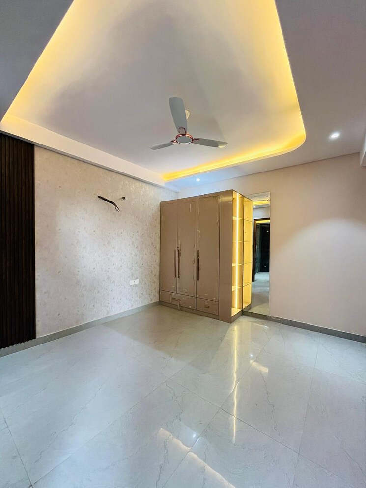 Bedroom, sector 64 3 Bedroom 2250 Sq.Ft. Builder Floor In Sector 64 Faridabad 8294181
