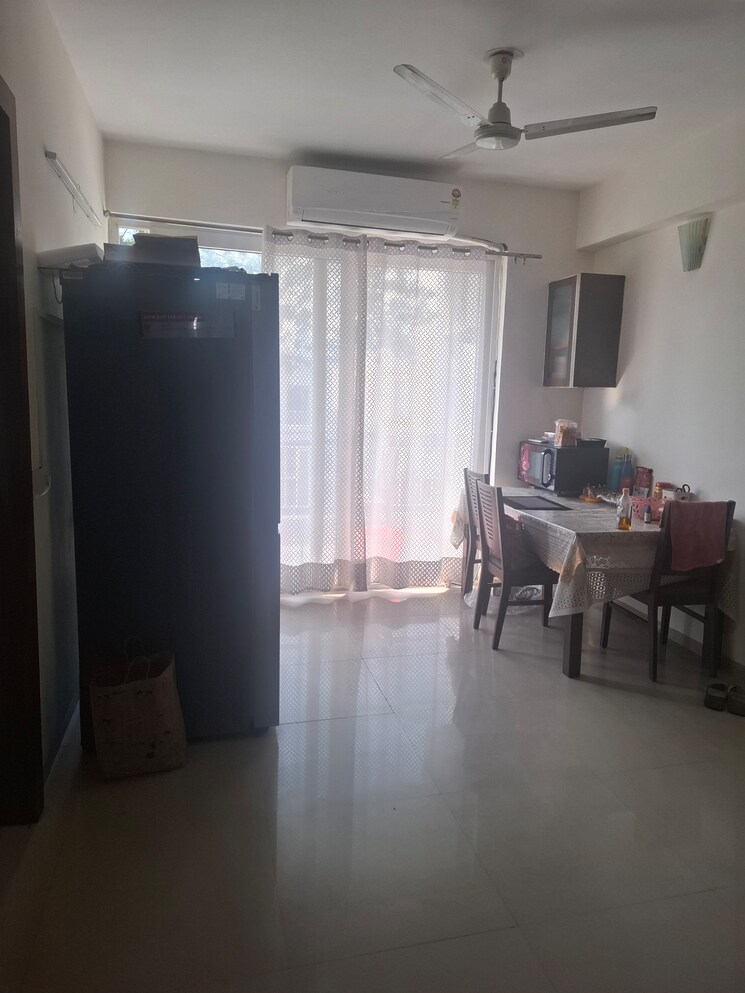 Room, chd-avenue-71 4 Bedroom 2193 Sq.Ft. Apartment In Sector 71 Gurgaon 8294333