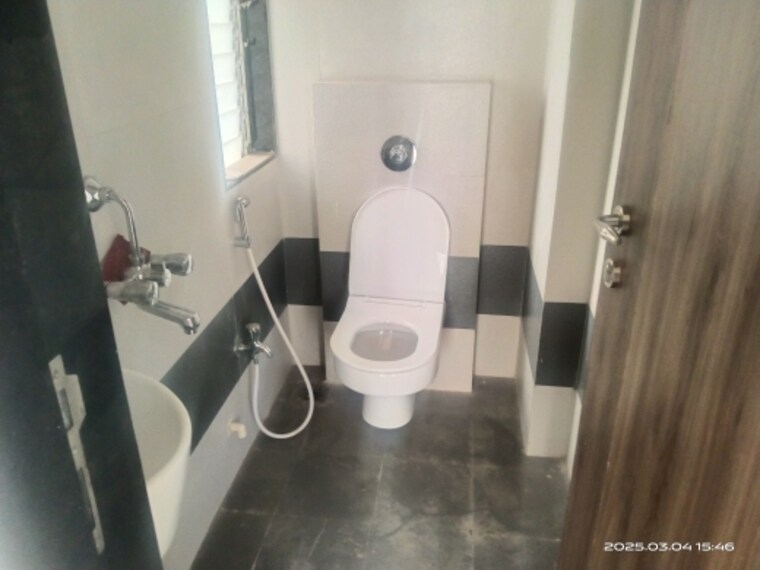 Bathroom, asmi-dreamz 1 Bedroom 420 Sq.Ft. Apartment In Goregaon West Mumbai 8294325