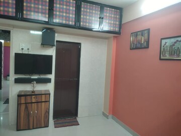 Room in 2 BHK Apartment at Siddharth Riverwood Park, Dombivli East – for Sale
