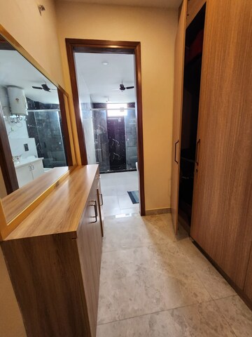 Furnished Amenities in 4 BHK Villa at Vipul Tatvam Villas, Sector 48 – for Sale
