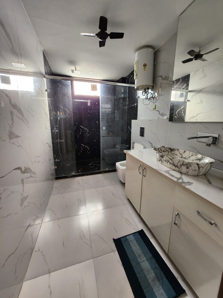 Master Bedroom, vipul-tatvam-villas 4 Bedroom 4750 Sq.Ft. Villa In Sector 48 Gurgaon 8294337