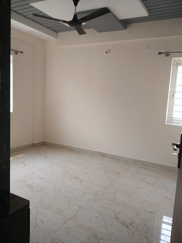 Bedroom in 2 BHK Apartment at Hbr Layout – for Rent