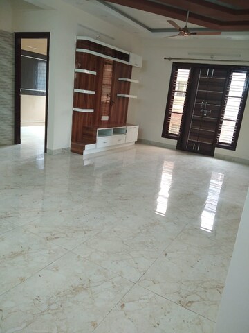Living Room in 2 BHK Apartment at Hbr Layout – for Rent