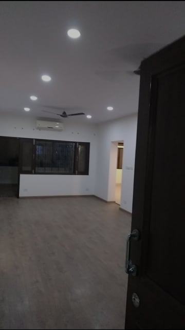 2 BHK Apartment For Resale in Arun Vihar Sector 37 Sector 37 Noida  8294359