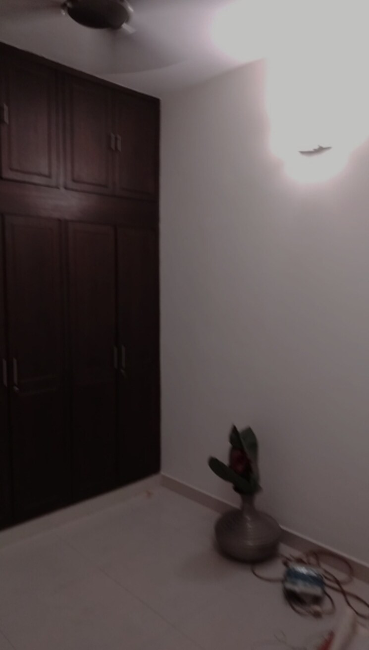 Room, arun-vihar-sector-37 2 Bedroom 1200 Sq.Ft. Apartment In Sector 37 Noida 8294359