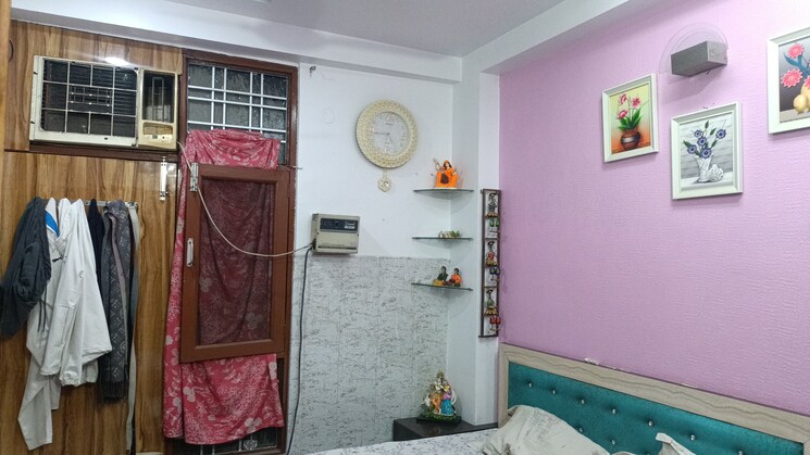 Room, vaishali sector 5 2 Bedroom 810 Sq.Ft. Builder Floor In Vaishali Sector 5 Ghaziabad 8294366