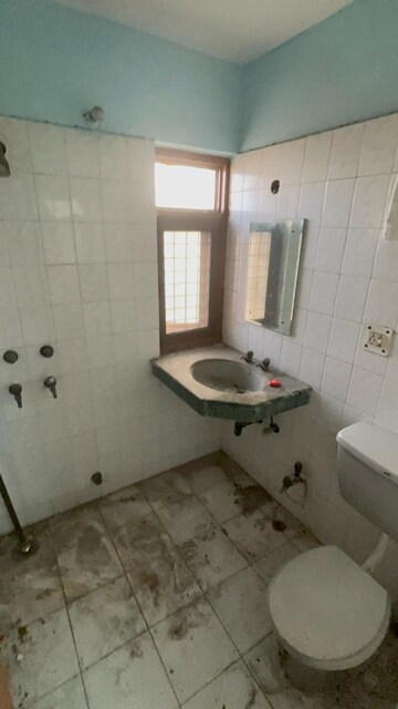 Bathroom in 2.5 BHK Apartment at Royal Garden Estate, Sector 61 – for Sale