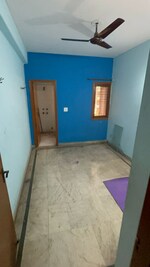 2.5 BHK + Study Room 1050 Sq.Ft. Apartment in Royal Garden Estate