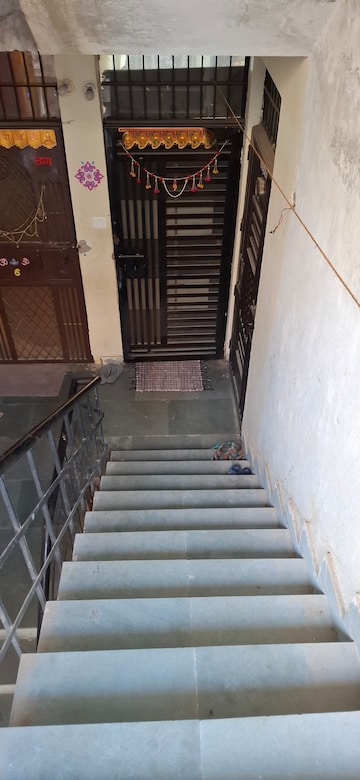 Kitchen in 1 BHK Apartment at Sector 10 Greater Noida – for Rent
