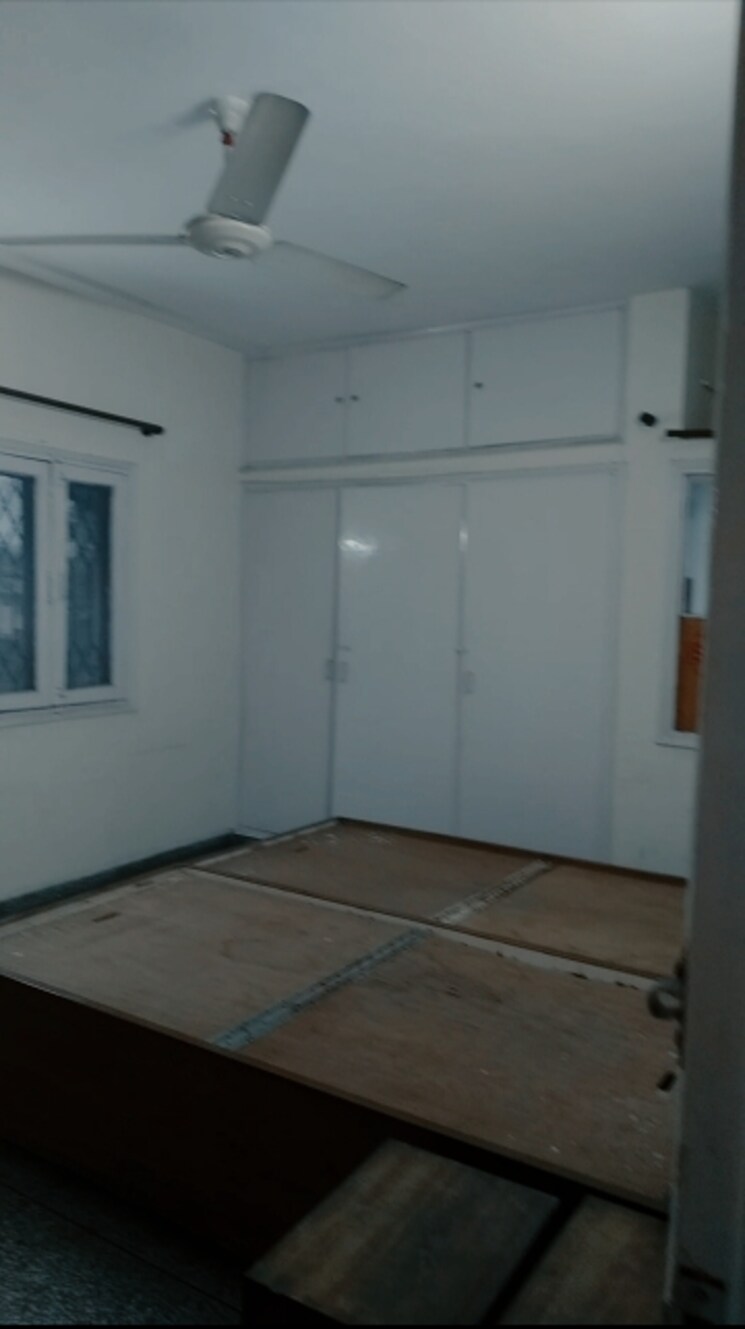 Bedroom, arun-vihar-sector-37 2 Bedroom 850 Sq.Ft. Apartment In Sector 37 Noida 8294397