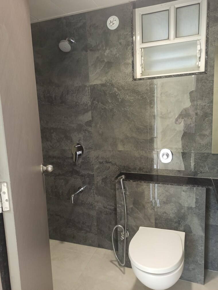 Bathroom, baner 2 Bedroom 766 Sq.Ft. Apartment In Baner Pune 8294405