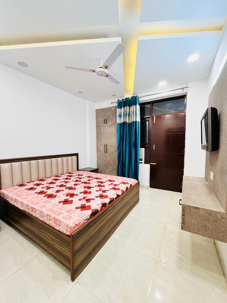 Bedroom, sector 63 2.5 Bedroom 1100 Sq.Ft. Apartment In Sector 63 Faridabad 8294563