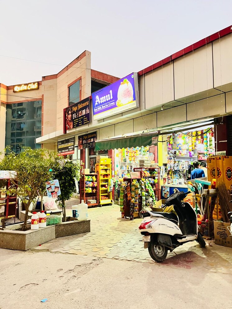 Gym, sector 63 2.5 Bedroom 1100 Sq.Ft. Apartment In Sector 63 Faridabad 8294563