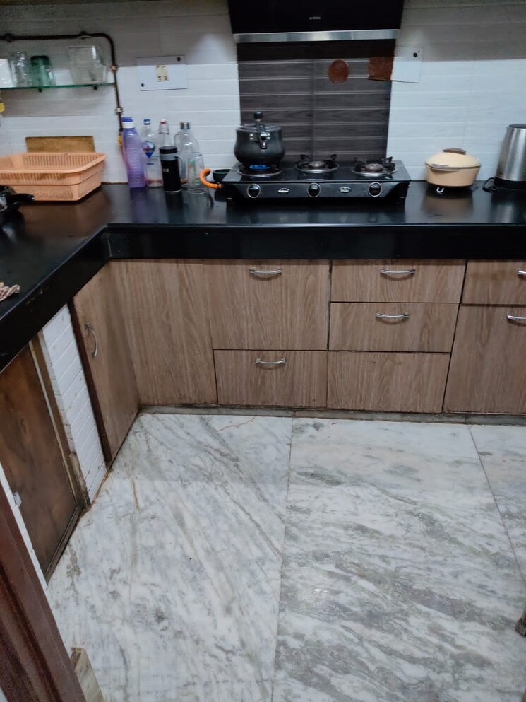 Kitchen, vaishali sector 5 3 Bedroom 1250 Sq.Ft. Builder Floor In Vaishali Sector 5 Ghaziabad 8294564