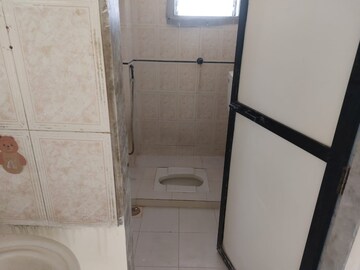 Bathroom in 2 BHK Apartment at Vashi Sector 17 – for Rent