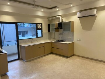 Room in 2 BHK Builder Floor at Adani Lushlands, Gwal Pahari – for Rent