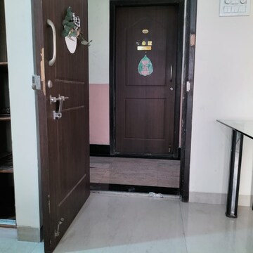 Room in 1 BHK Apartment at K Raheja Heights, Sankalp Colony – for Rent