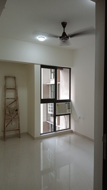1 BHK Apartment For Rent in Lodha Crown Quality Homes, Majiwada