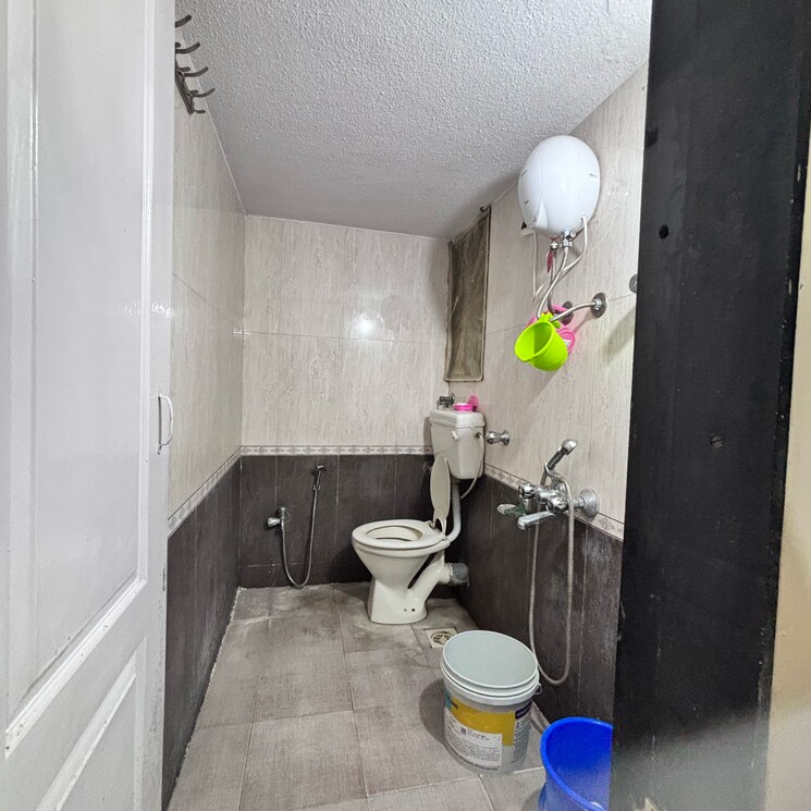 Bathroom, prathamesh-heritage 3 Bedroom 1350 Sq.Ft. Apartment In Navghar Road Mumbai 8294759