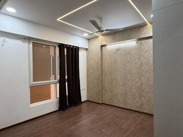 Room in 3 BHK Apartment at Pacifica Hill Crest, Gachibowli – for Rent