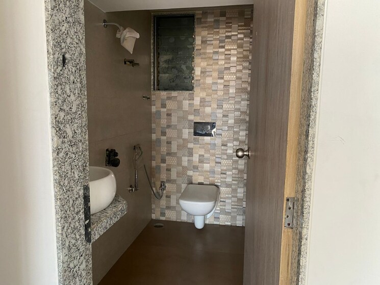 Bathroom, vasundhara sector 1 2 Bedroom 1010 Sq.Ft. Apartment In Vasundhara Sector 1 Ghaziabad 8294833