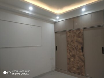 Room in 3 BHK Builder Floor at Sector 57 – for Sale