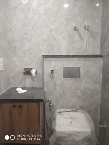 Bathroom in 3 BHK Builder Floor at Sector 57 – for Sale
