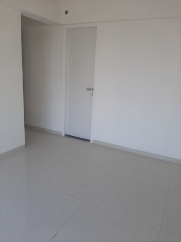 Furnished Amenities in 1 BHK Apartment at Kamal Park Bhandup, Bhandup West – for Sale