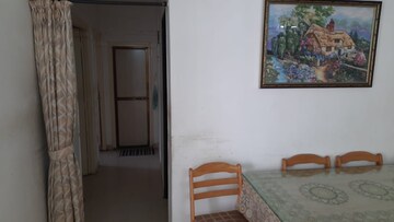 Room in 2 BHK Apartment at Vasundhara Sector 1 – for Rent