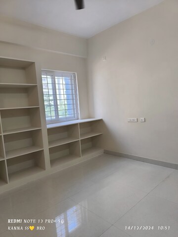 2 BHK Apartment For Rent in Vasundhara Sector 1