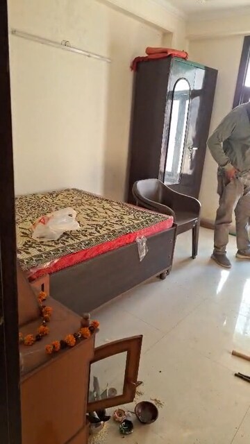 Bedroom in 1 BHK Builder Floor at Mehrauli – for Rent