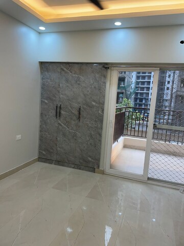Room in 4 BHK Apartment at Ace Divino, Sector 1 Greater Noida – for Rent