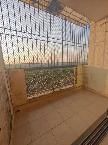 Room in 3 BHK Apartment at Jay Balaji CHS, Nerul Sector 6 – for Sale