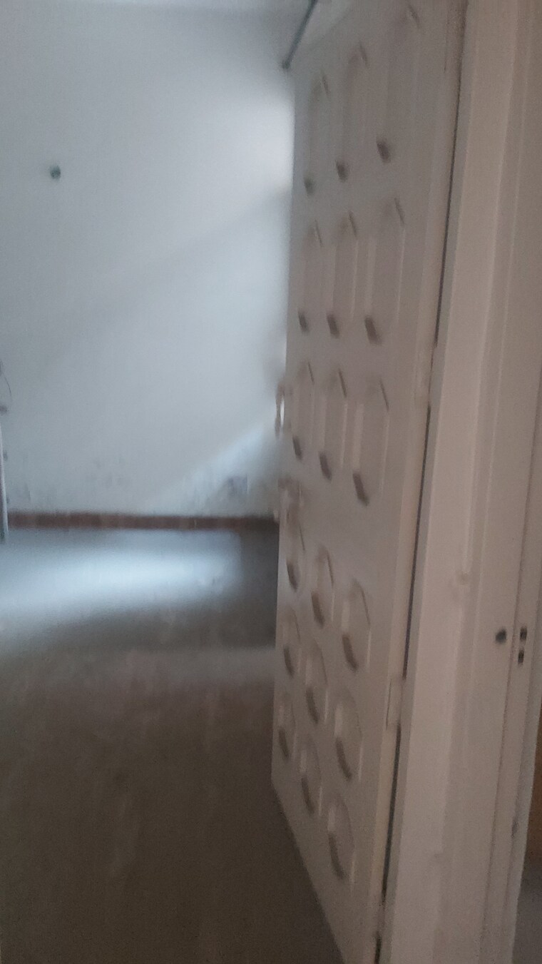 undefined, mayur vihar 1 3.5 Bedroom 1100 Sq.Ft. Apartment In Mayur Vihar 1 Delhi 8295054