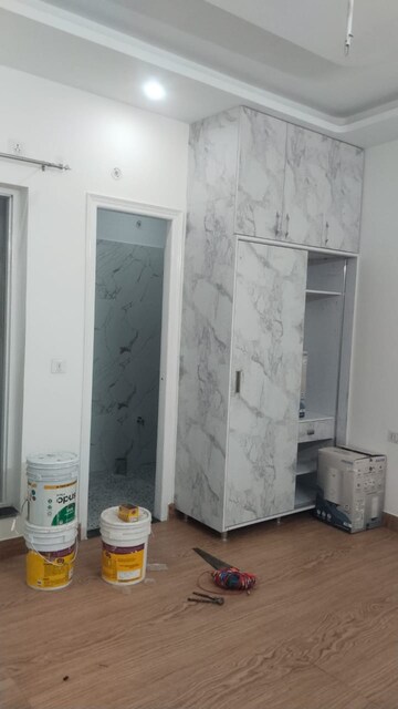 Bathroom in 3 BHK Villa at JakhaN-Rajpur Road – for Rent