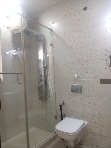 Bathroom in 3 BHK Builder Floor at Ansal Sushant Lok I, Sector 43 – for Rent