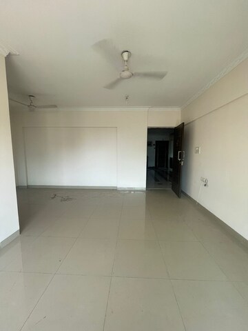 Room in 3 BHK Apartment at Nahar Iris Ivy, Andheri East – for Sale