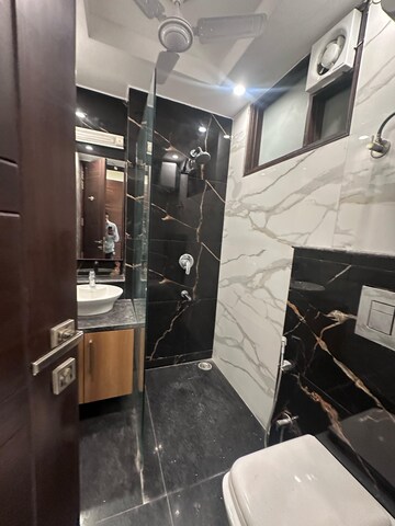 Gym in 3 BHK Builder Floor at Bainsla Huda Floors, Sector 51 – for Rent