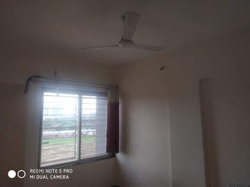 Room in 2 BHK Apartment at Venkatesh Graffiti, Keshav Nagar – for Rent
