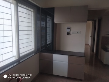 Room in 2 BHK Apartment at Venkatesh Graffiti, Keshav Nagar – for Rent